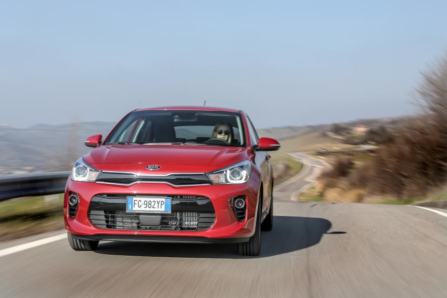  Kia Rio 2016 года  (WW) (фото 2 из 63)
